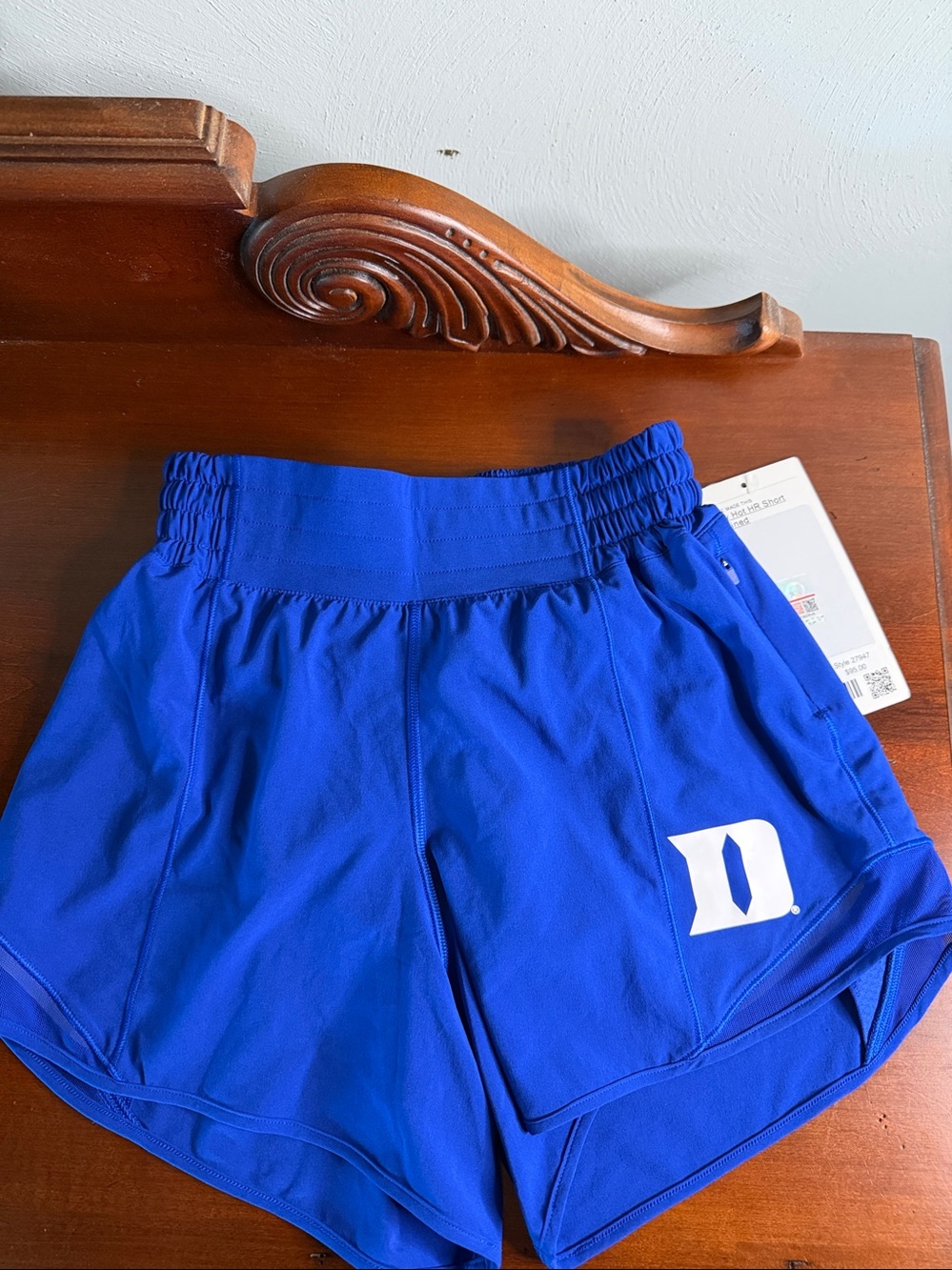 Lululemon Hotty Duke Shorts Blue size 2 Good Condition
